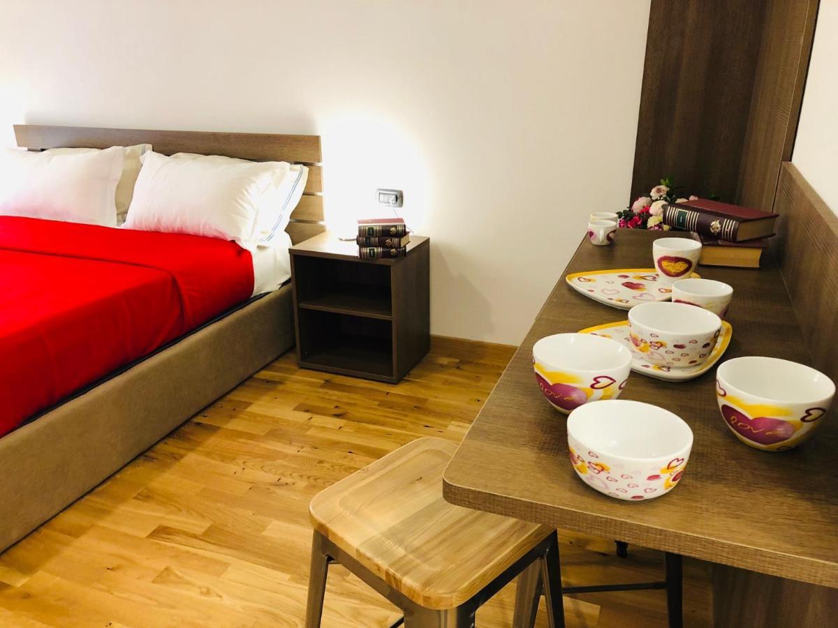 Domus 25 Neapel