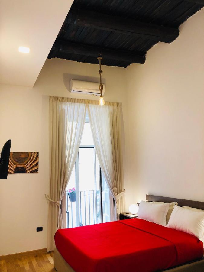 Domus 25 Neapel